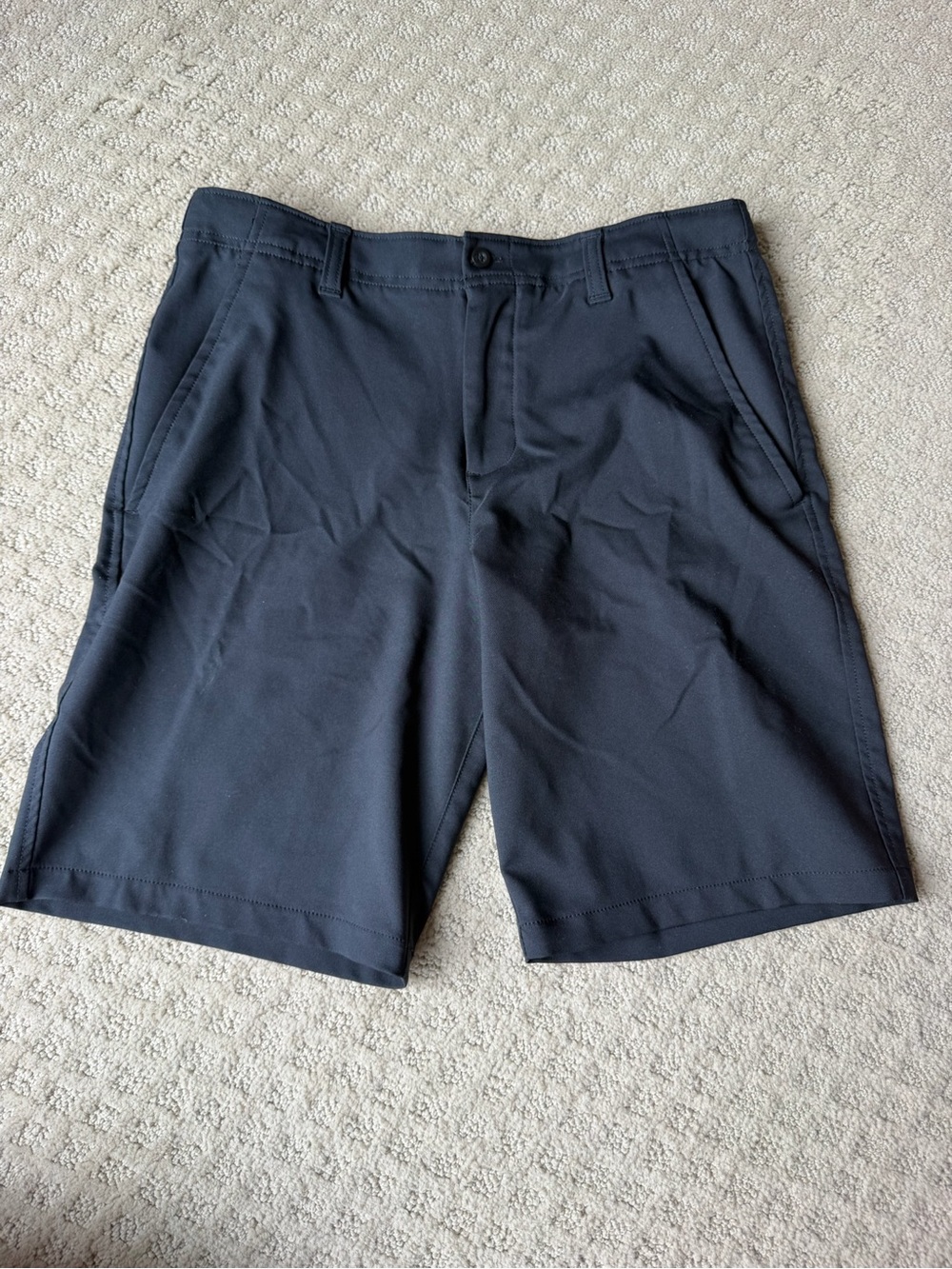 Boys Under Armor Black Lightweight athletic shorts